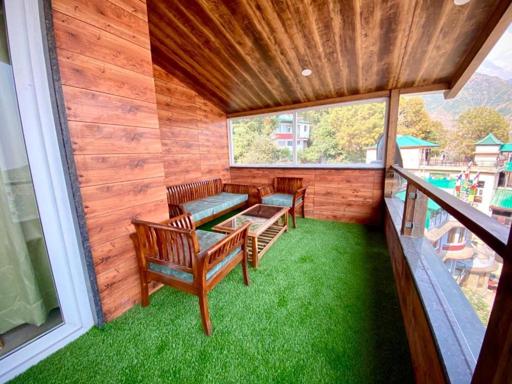 Hotel Woodville Inn - Hotel In Mcleodganj Мак-Леод-Гейндж Экстерьер фото